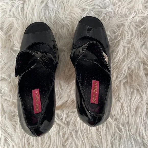 BETSEY JOHNSON Vintage Pin Up Style Black Open Toe Heel Size 9 - Picture 7 of 13